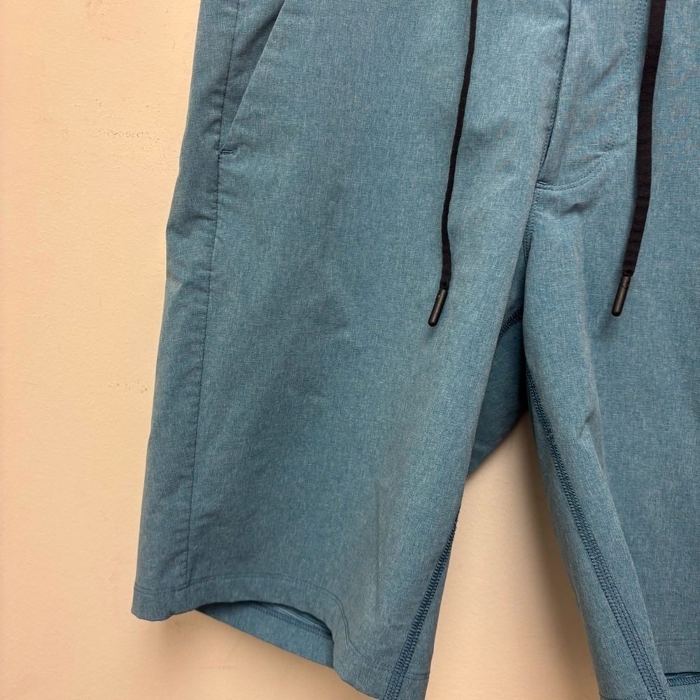 Lululemon 3rd Street Short Heathered Tofino Teal - Picture 6 of 11